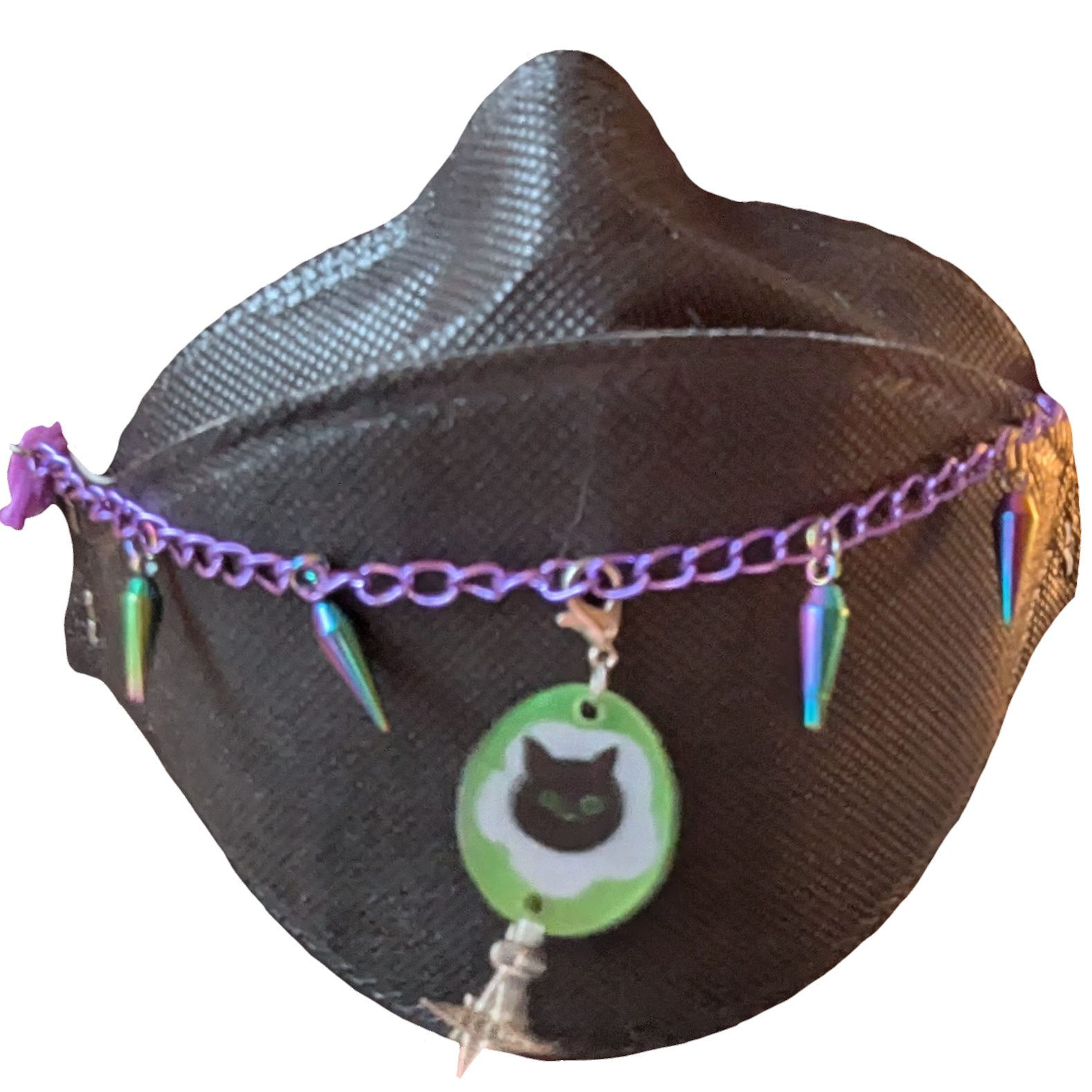 black trident ffp3 mask with irredescent chain